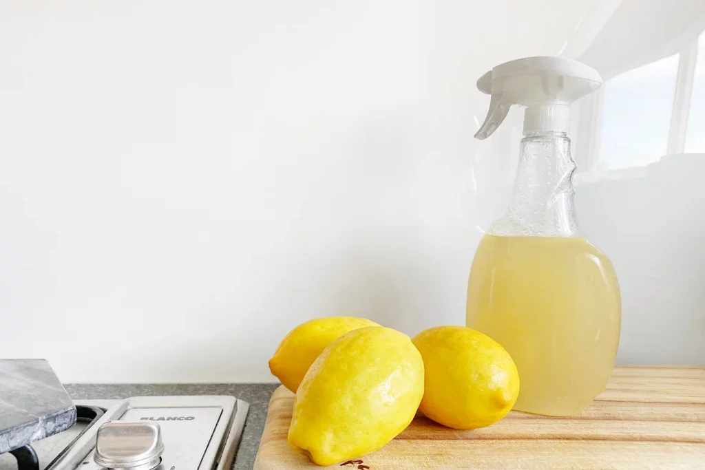 Limpieza De Grifo Con Limon